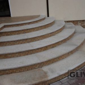Лестничные ступени из натурального камня (гранита) Флор, фото 1