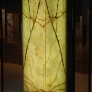 Декоративная подсветка плиты из оникса Спика, изображение, фото 1