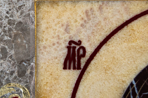 Икона Казанской Богоматери № 2.12-1 из мрамора от Гливи, фото сделано в фирменном салоне в Минске, изображение № 10