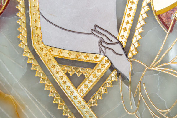Икона Казанской Богоматери № 1.25-18 из мрамора от Гливи, фото сделано в фирменном салоне в Минске, изображение № 8