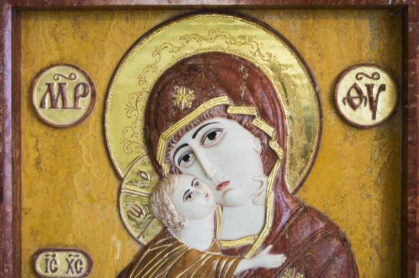 Икона Владимирской Божией Матери № 01 (рельефная) из мрамора, камня, от Гливи, фото 1